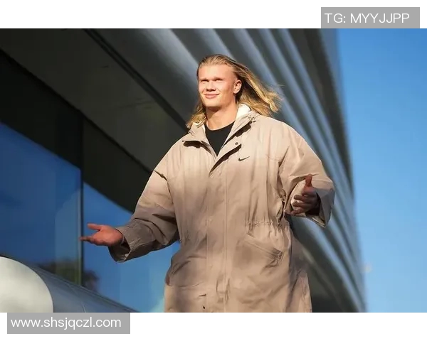 外国足球明星长发造型大盘点展现个性与魅力的足球场风采