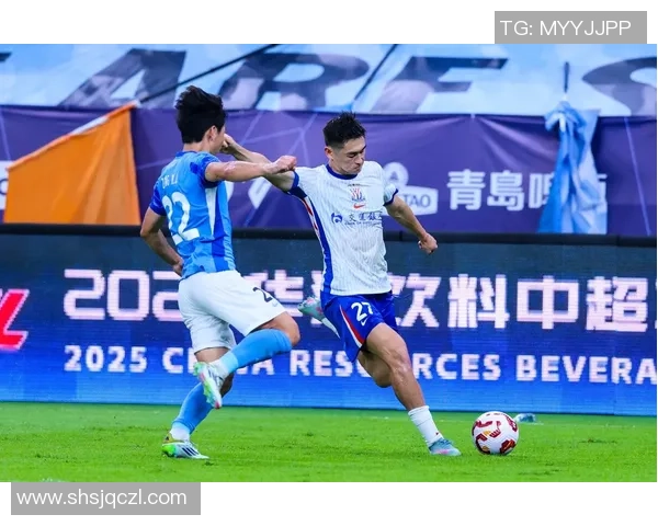 足球热议:深圳足球队的技术争议